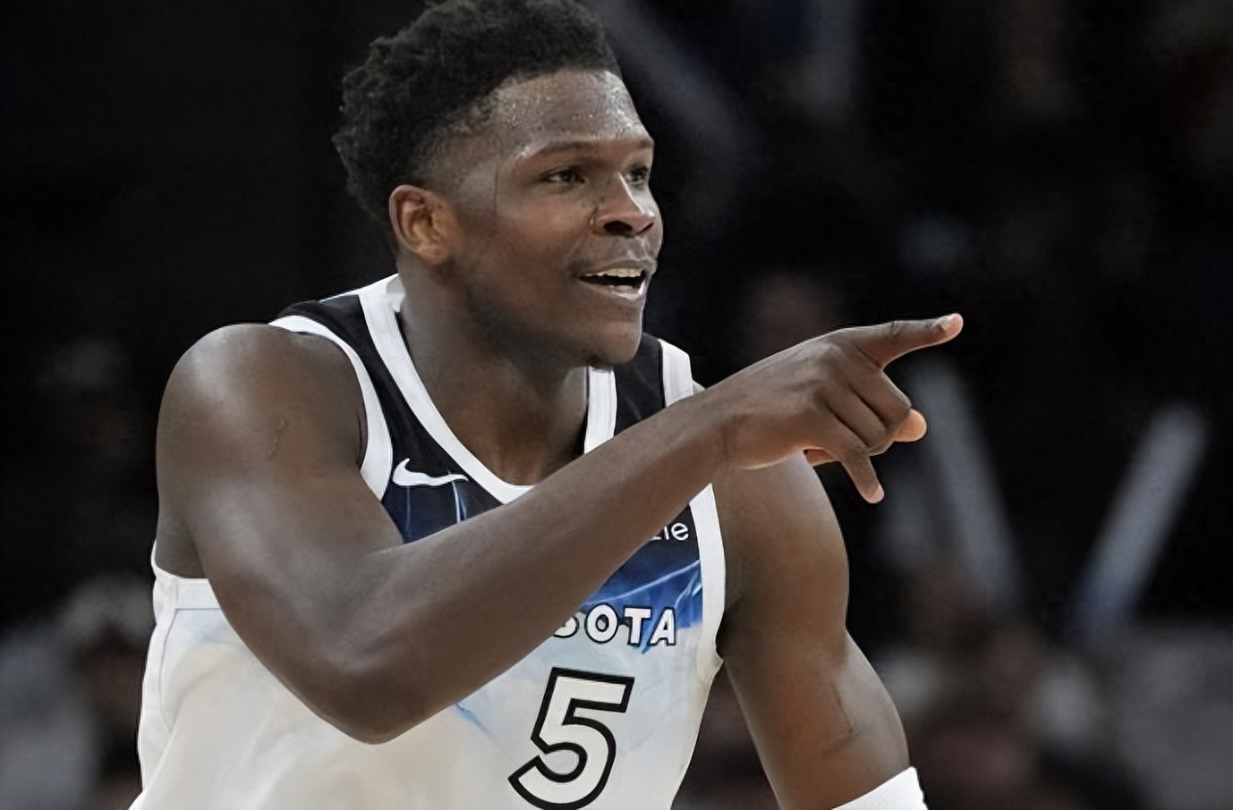 赛后突围战来临，费城76人围绕欧超杯手感冰凉，信心回归，轮换策略成焦点的简单介绍