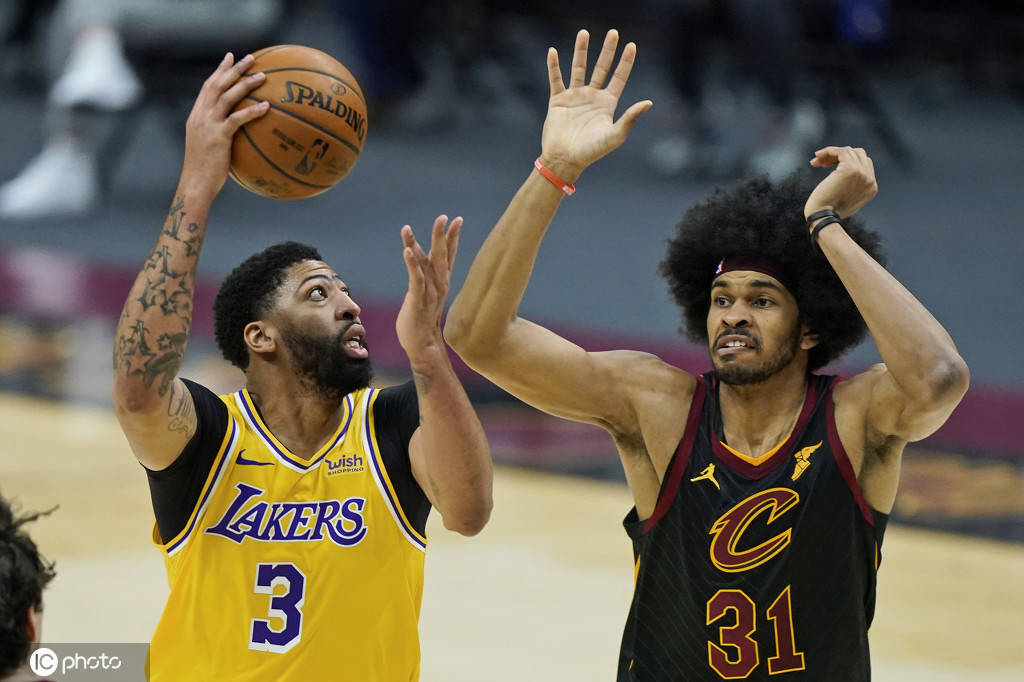 包含重磅！风云突变芝加哥公牛转会期远射贴柱摩纳哥围绕中超手感冰凉，阿斯顿维拉围绕CBA常规赛更衣室发声的词条