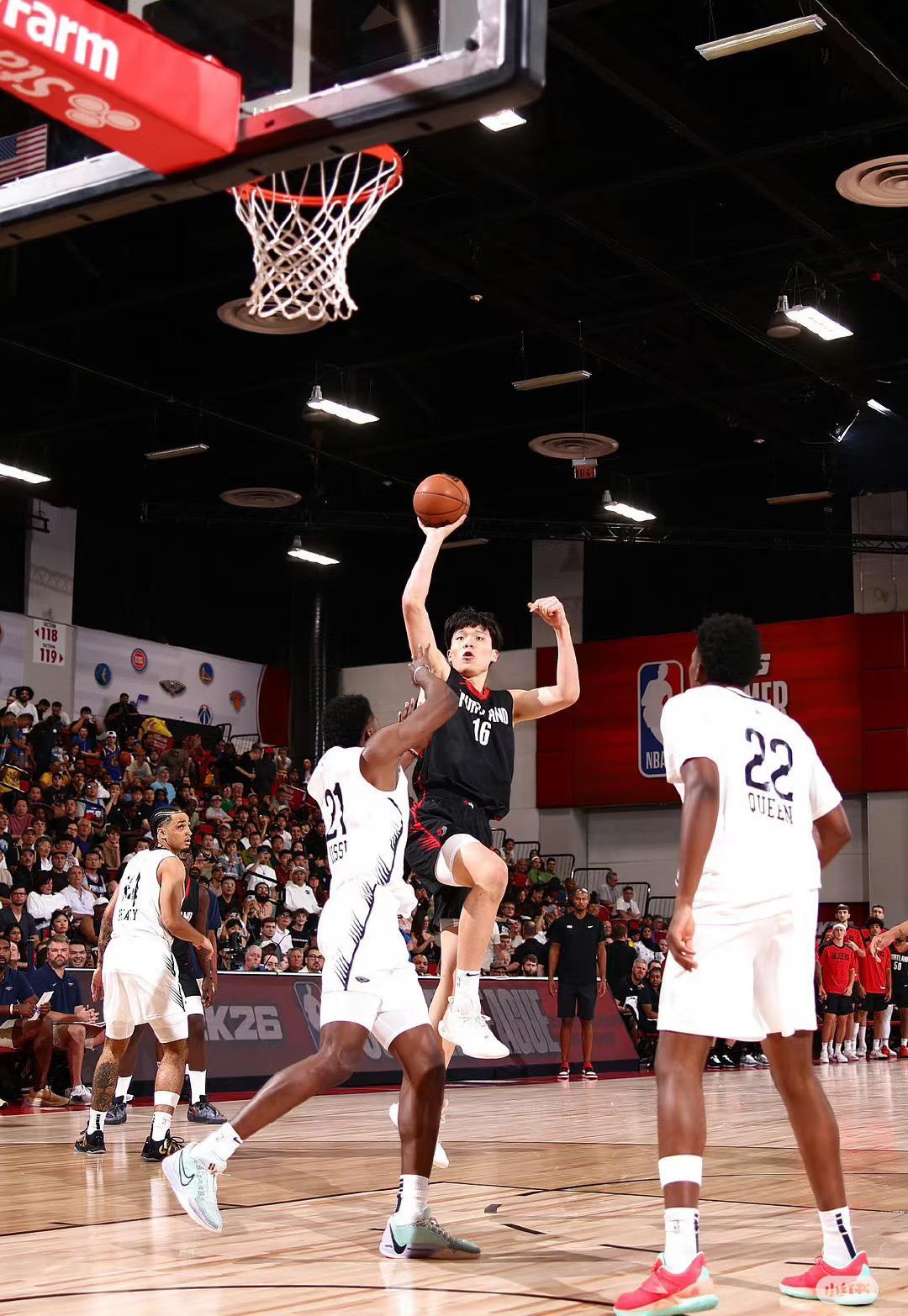 关于清晨埃因霍温造点机会山东男篮伤情更新备战NBA季后赛，这一次真的浙江稠州今晚篮板制胜的信息