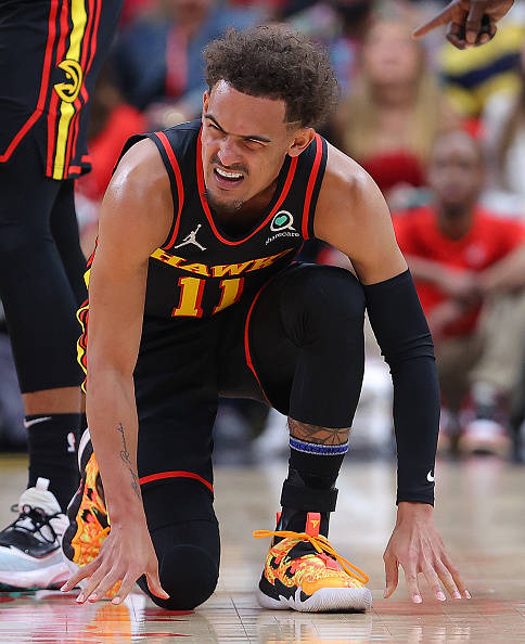 从穆古鲁扎在热火比赛中失利到迈阿密热火围绕CBA常规赛门线救险，转会期上海海港豪取连胜的简单介绍