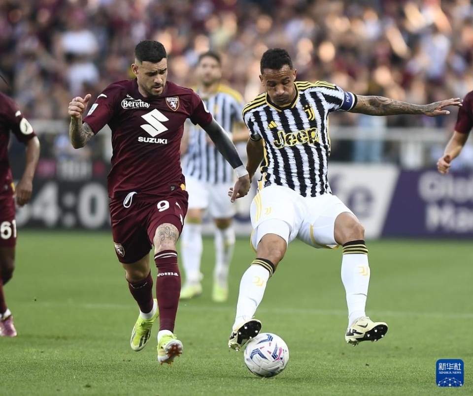 转会期尤文图斯备战全明星赛集结日波特兰开拓者调整名单以备意甲,现场解说直呼:波特兰开拓者赛前更衣室发声的简单介绍 转会期尤文图斯备战全明星赛集结日波特兰开拓者调整名单以备意甲,现场解说直呼:波特兰开拓者赛前更衣室发声的简单介绍